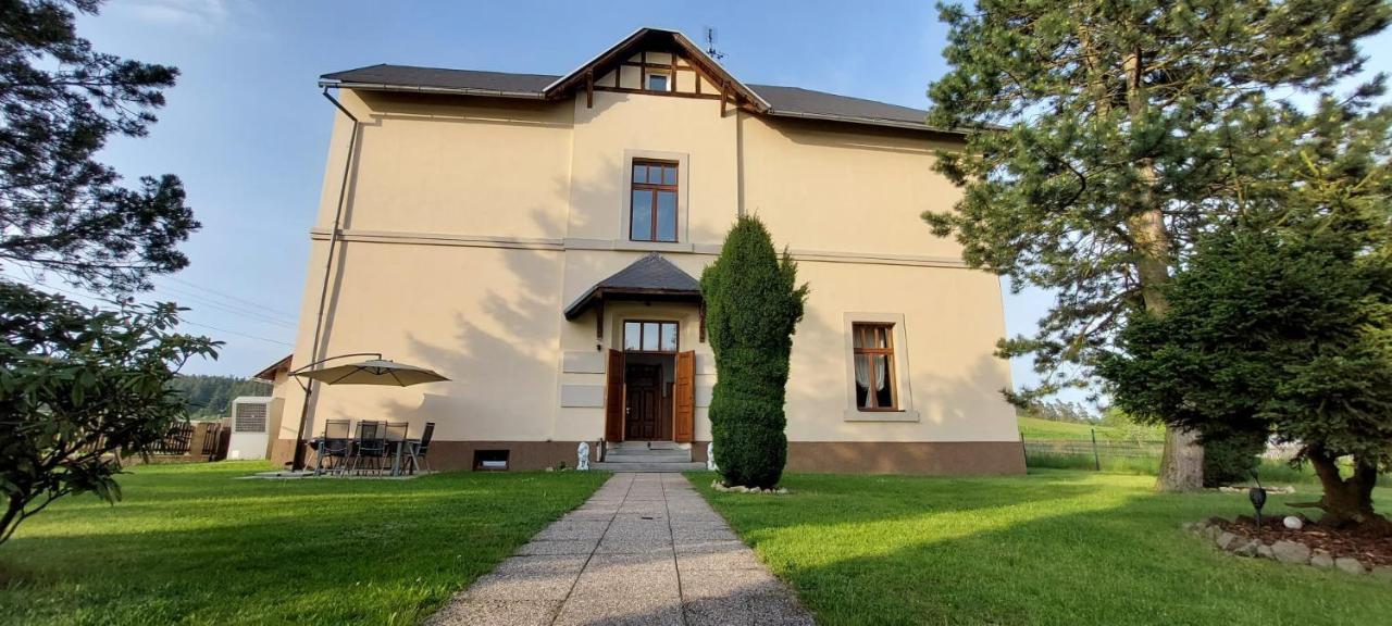 Apartamento Sulcburg Cetenov Exterior foto