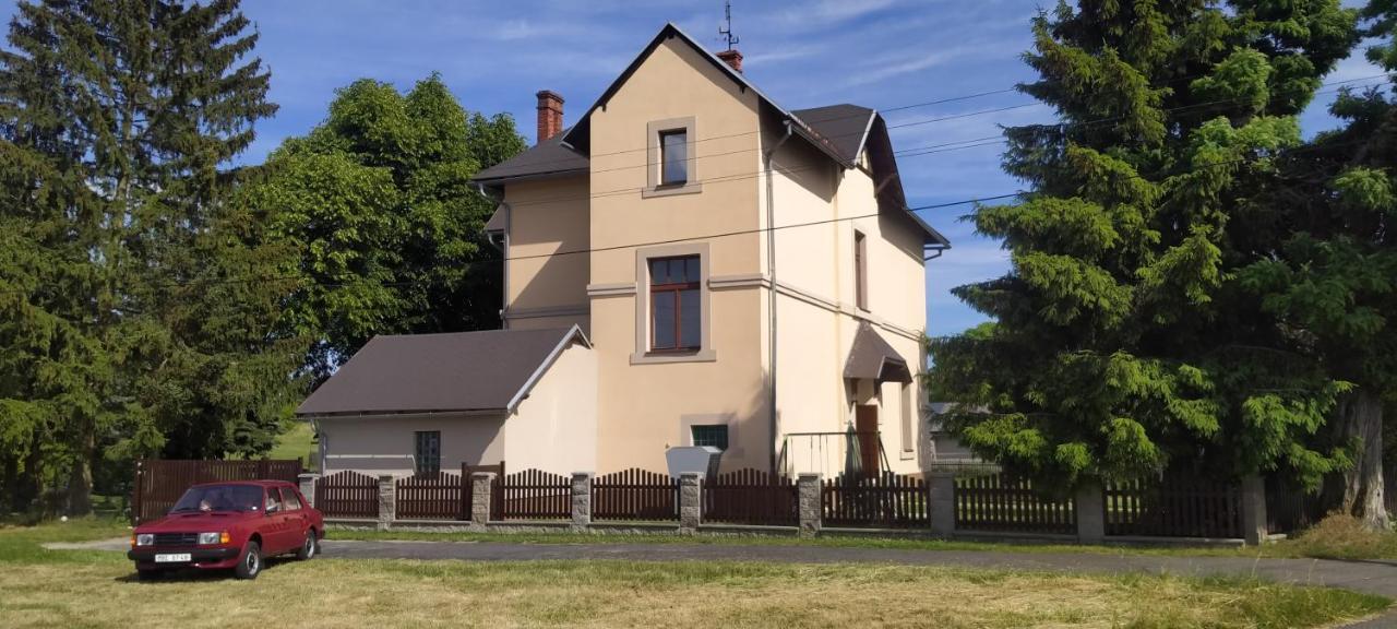 Apartamento Sulcburg Cetenov Exterior foto