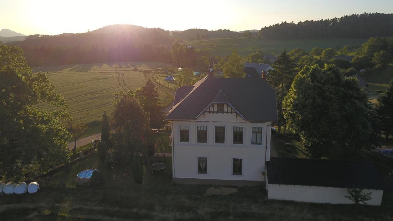 Apartamento Sulcburg Cetenov Exterior foto
